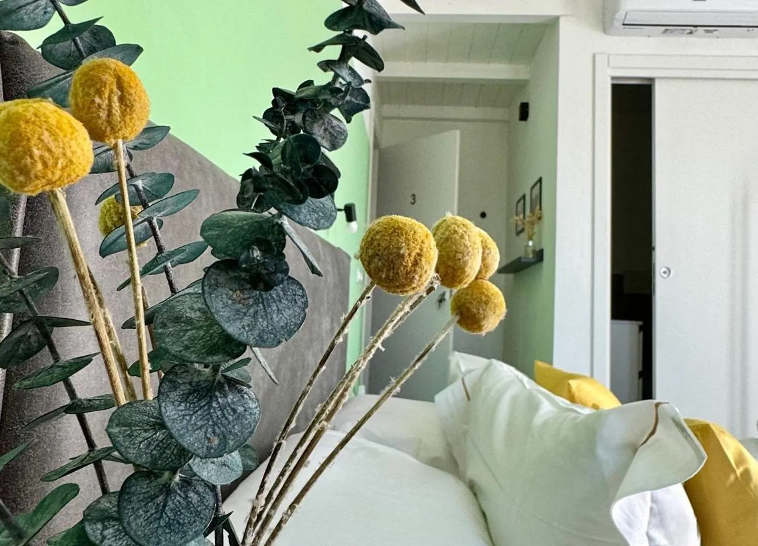 Citroom - Green City Rooms Olbia 0*,  Olaszország